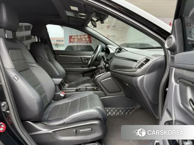Honda CR-V 2021 Черный из Китая, фото 6
