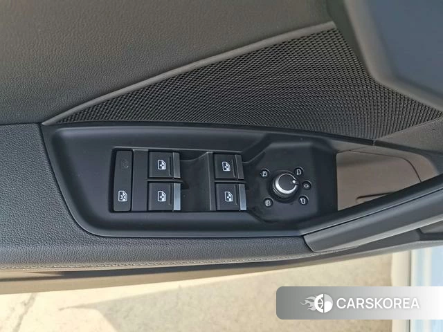 Audi A3 2023 Белый из Китая, фото 6