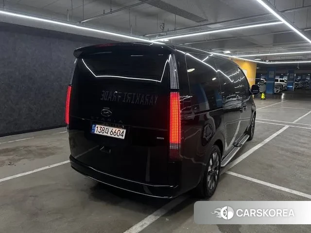 Hyundai Staria 2023 Черный из Кореи, фото 6