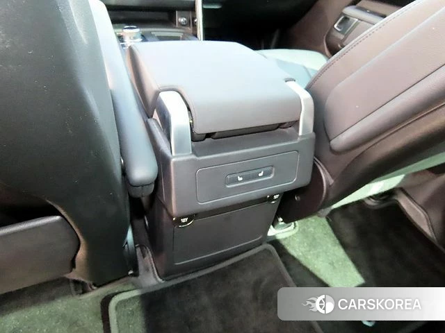 Land Rover Discovery 5 2018 Черный из Кореи, фото 6