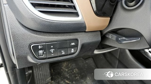 Kia Seltos 2022 Белый из Кореи, фото 6