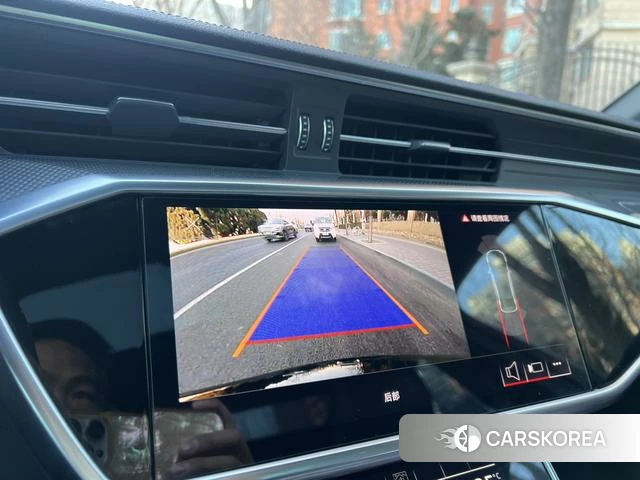 Audi A6L 2022 Черный из Китая, фото 6