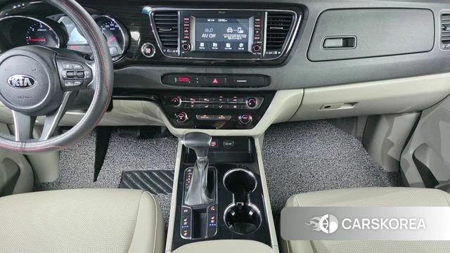 Kia The New Carnival 2019 Черный из Кореи, фото 6