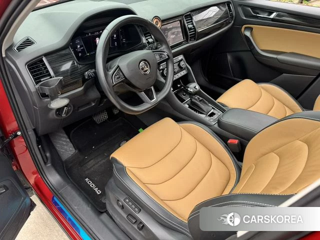 Skoda Kodiak GT 2020 Красный из Китая, фото 6