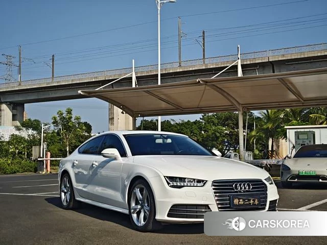 Audi A7 2018 Белый из Китая, фото 6