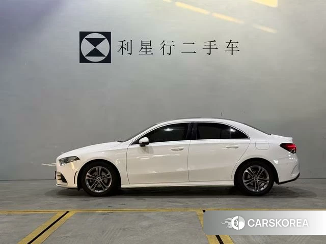 Mercedes-Benz Class A 2020 Белый из Китая, фото 6