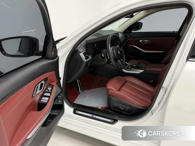 BMW 3 series 2024 Белый из Китая, фото 6