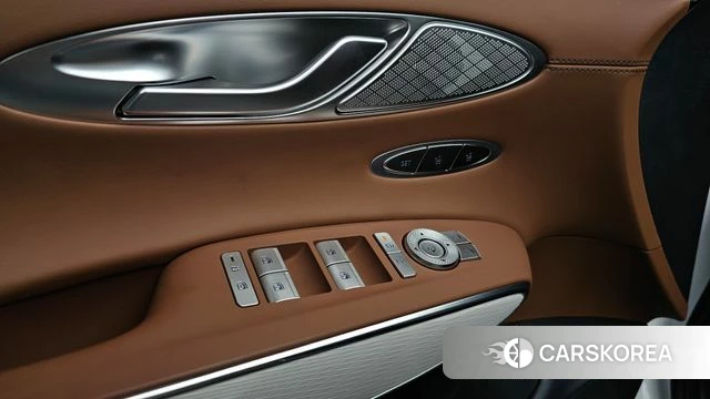 Genesis GV70 2025 Белый из Кореи, фото 6