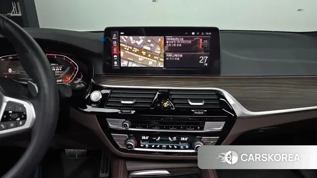 BMW 5 Series (G30) 2020 Черный из Кореи, фото 6