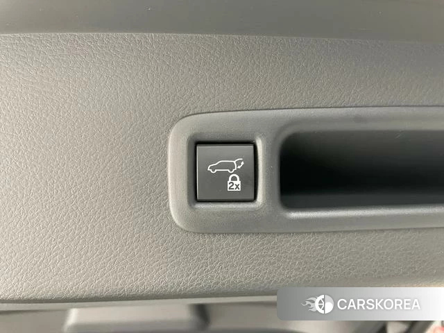 Toyota Grevia 2024 Черный из Китая, фото 6