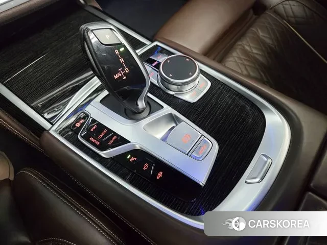 BMW 7 Series (G11) 2020 Черный из Кореи, фото 6