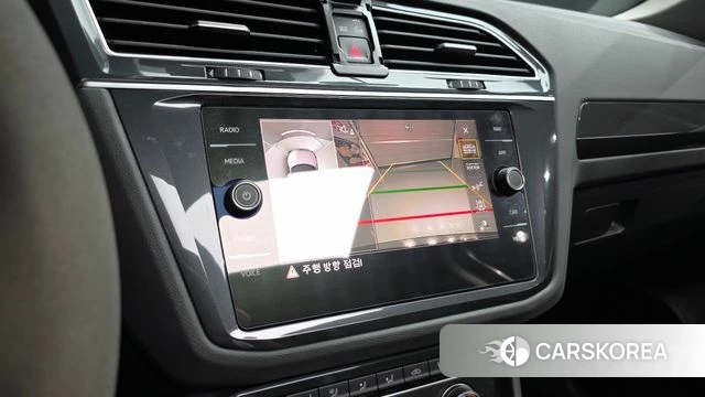 Volkswagen Tiguan second Generation 2020 Серый из Кореи, фото 6