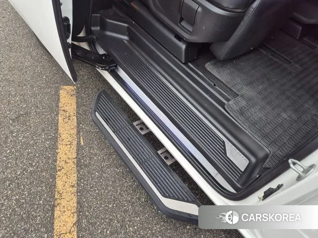 Hyundai Staria 2024 Белый из Кореи, фото 6