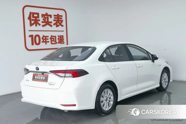 Toyota Corolla 2024 Белый из Китая, фото 6