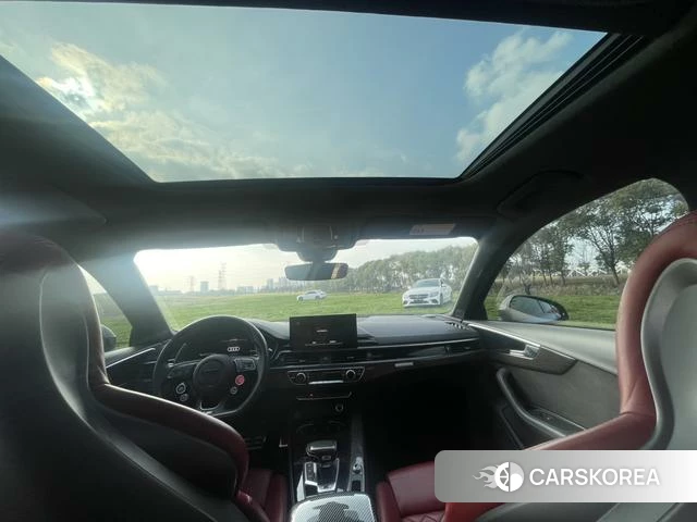 Audi S4 2021 Синий из Китая, фото 6