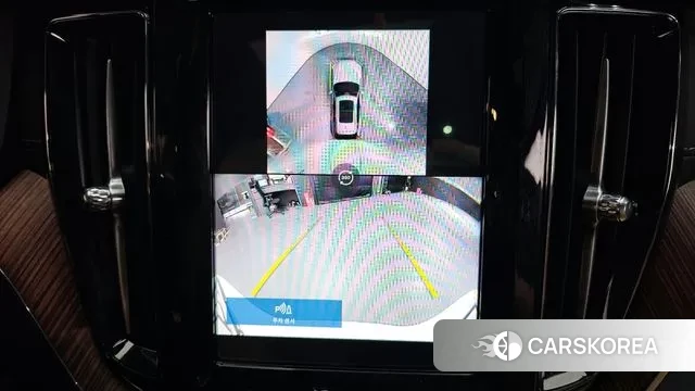 Volvo XC60 second Generation 2024 Белый из Кореи, фото 6