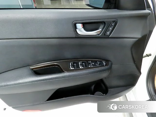 Kia The New K5 2nd generation 2018 Белый из Кореи, фото 6