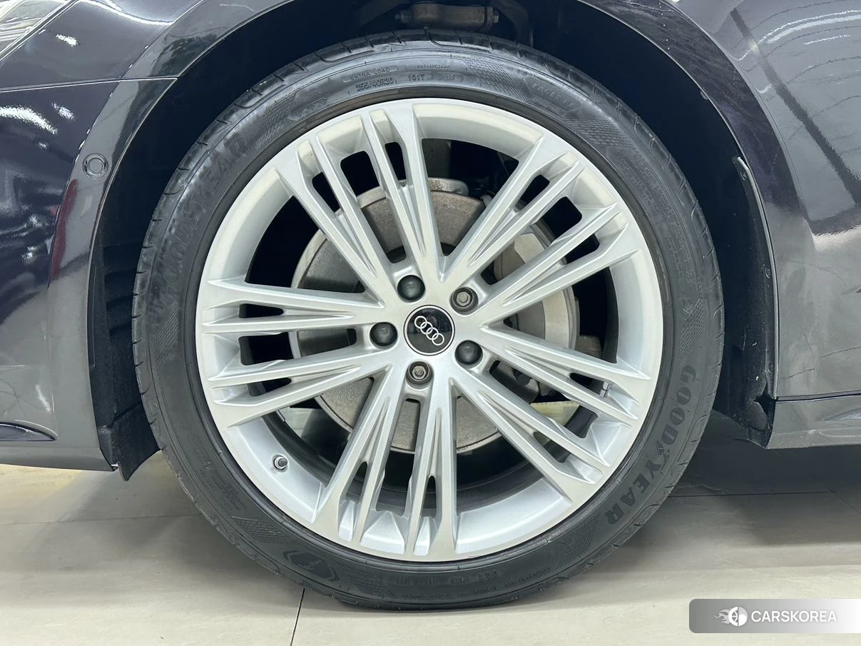 Audi A7L 2025 Черный из Китая, фото 6