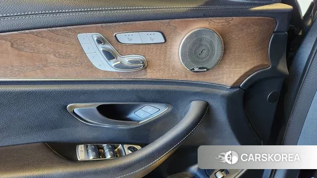 Mercedes-Benz E-Class W213 2023 Серый из Кореи, фото 6