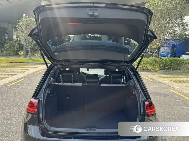 Volkswagen Golf 2021 Черный из Китая, фото 6