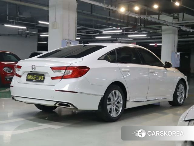 Honda Accord 2021 Белый из Китая, фото 6