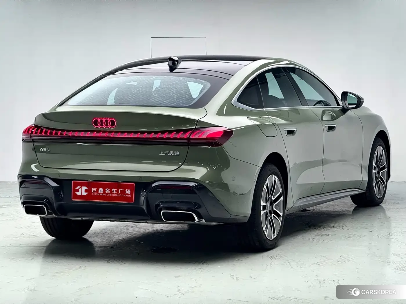 Audi A5L id 4686026 из Китая 7