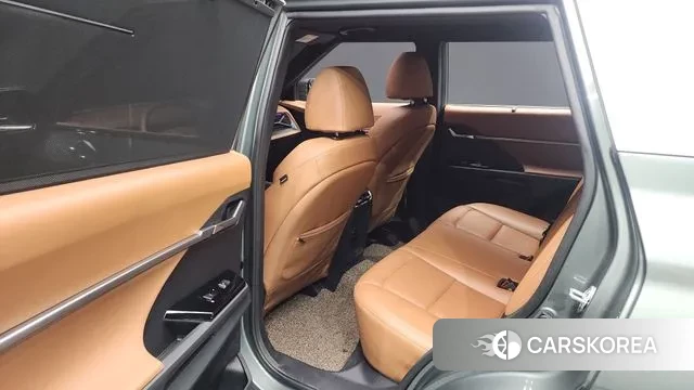 Ssangyong Torres 2023 Темно-зеленый из Кореи, фото 6