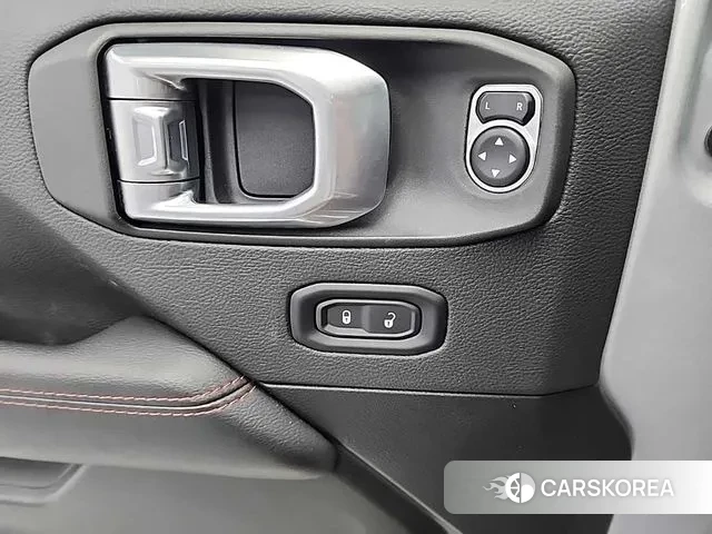 Jeep Wrangler (JL) 2022 Серебристо-серый из Кореи, фото 6