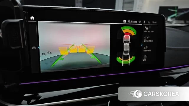 BMW 5 Series (G30) 2021 Серебристо-серый из Кореи, фото 6