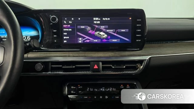 Kia K5 3rd generation 2023 Серебряный из Кореи, фото 6