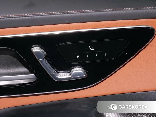 Mercedes-Benz GLC 2024 Черный из Китая, фото 6