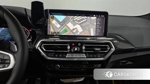 BMW X3 (G01) 2024 Светло-серебряный цвет из Кореи, фото 6