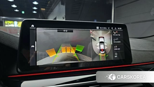 BMW 5 Series (G30) 2023 Белый из Кореи, фото 6