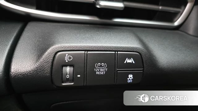 Hyundai Avante Hybrid (CN7) 2022 Белый из Кореи, фото 6