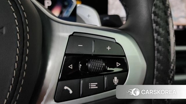 BMW X6 (G06) 2024 Светло-серебряный цвет из Кореи, фото 6