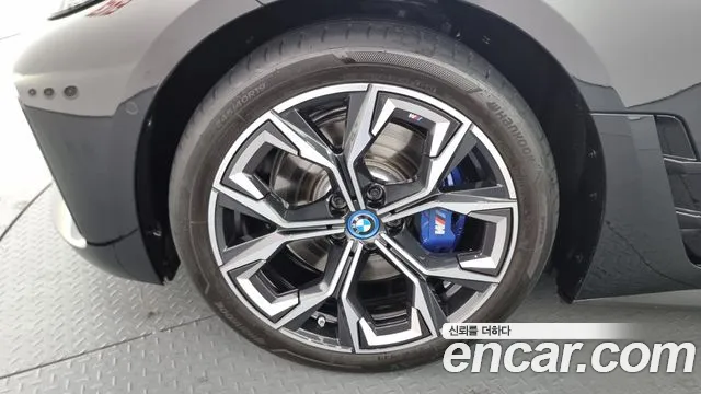 BMW i4 id 2639249 из Кореи 6