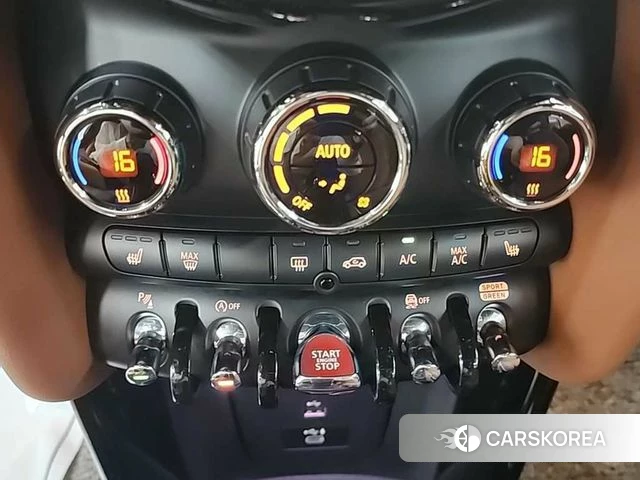 Mini Cooper S Convertible 2021 Красный из Кореи, фото 6