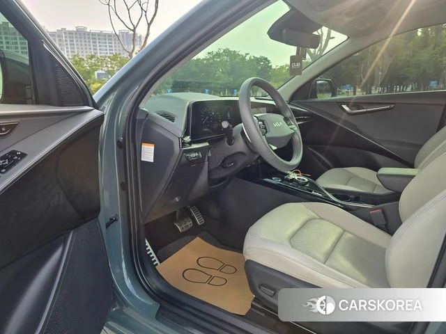 Kia Di Ol Nu Niro 2022 Темно-зеленый из Кореи, фото 6