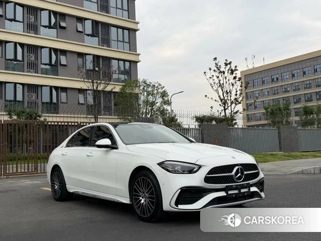 Mercedes-Benz Class C 2025 Белый из Китая, фото 6