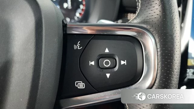 Volvo XC40 2018 Черный из Кореи, фото 6