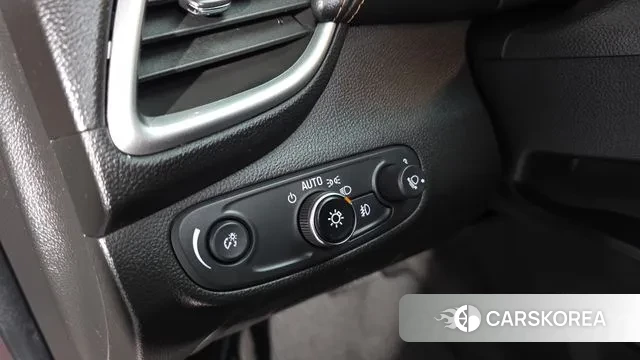 Chevrolet (GM Daewoo) The New Trax 2019 Красный из Кореи, фото 6