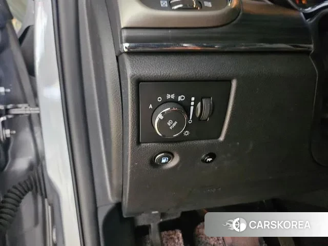 Jeep Grand Cherokee 2021 Серебристо-серый из Кореи, фото 6