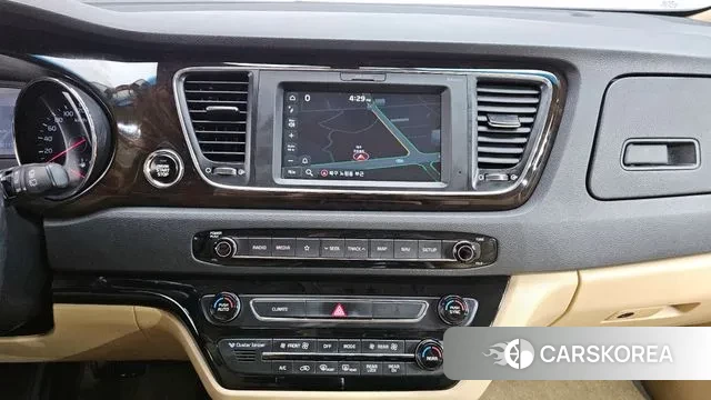 Kia The New Carnival 2018 Белый из Кореи, фото 6