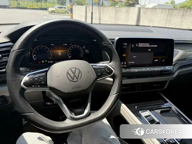Volkswagen Tourang id 4321343 из Китая 6