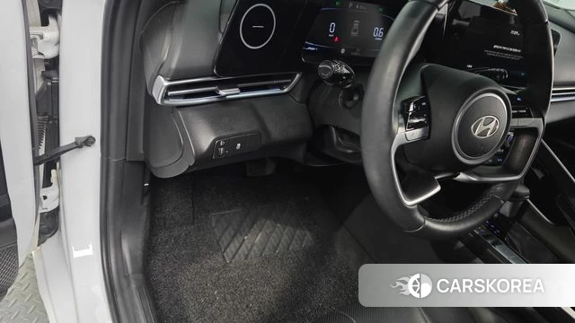 Hyundai The New Avante (CN7) 2023 Белый из Кореи, фото 6