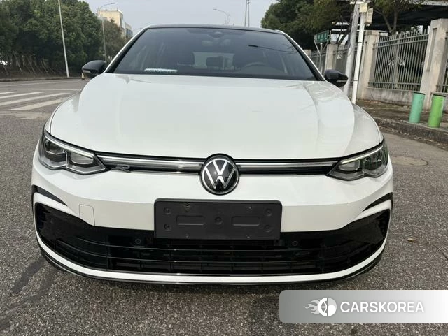Volkswagen Golf 2022 Белый из Китая, фото 6