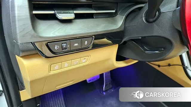 Kia Carnival 4th generation 2022 Белый из Кореи, фото 6