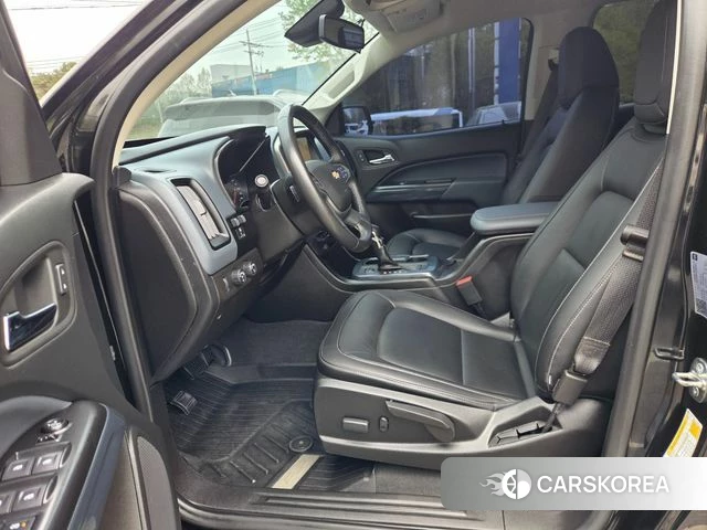 Chevrolet (GM Daewoo) Real New Colorado 2022 Черный из Кореи, фото 6