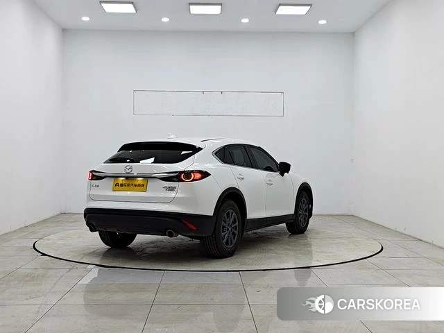 Mazda CX-4 2023 Белый из Китая, фото 6
