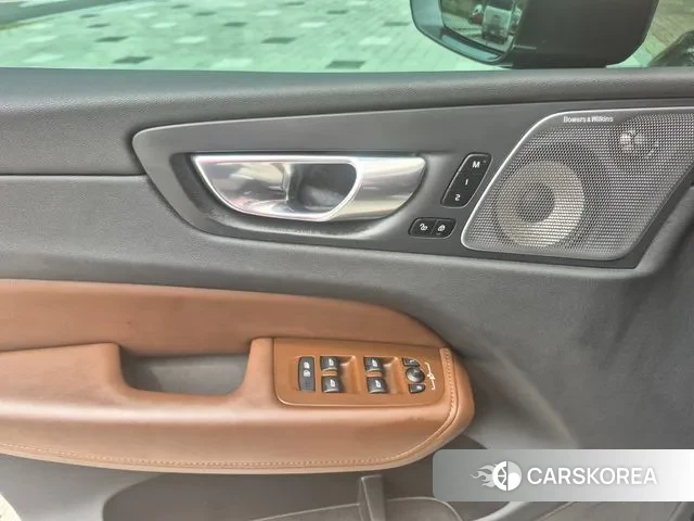 Volvo XC60 second Generation 2023 Серый из Кореи, фото 6